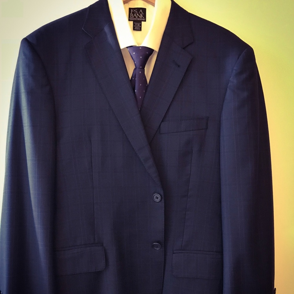 Jos A Bank 43 Reg Suit